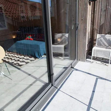 Maison Coloree Dans Un Jardin Ferienhaus *